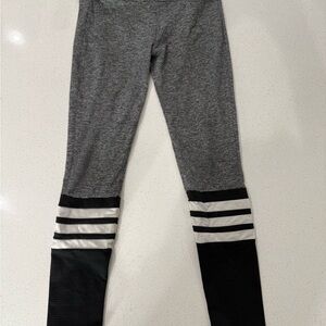 Bombshell Sportswear M sock leggings